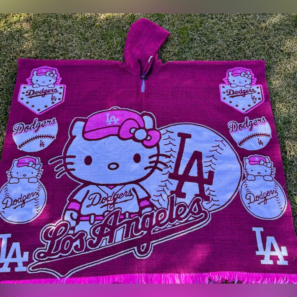 Dodgers Kitty adult size alpaca poncho, unisex, one size.machine washable